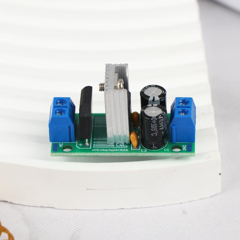 โมดูลจ่ายไฟแบบสเต็ปดาวน์ L7805 - Diy Electronics For Sale บทวิจารณ์และราคา